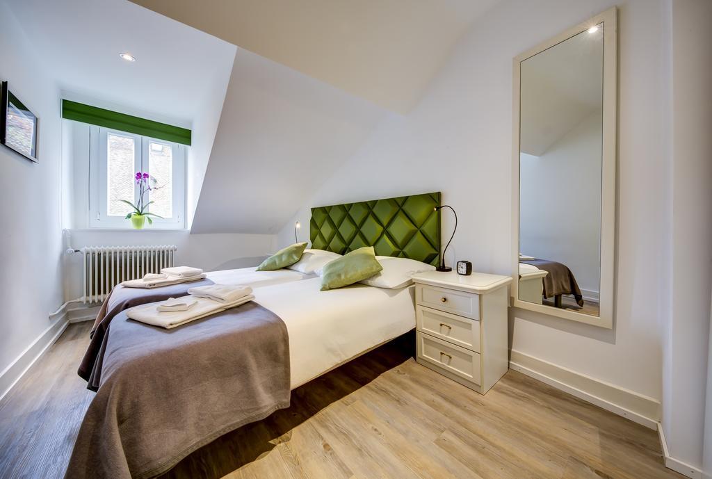 Hotel Du Raisin Lausanne Eksteriør bilde